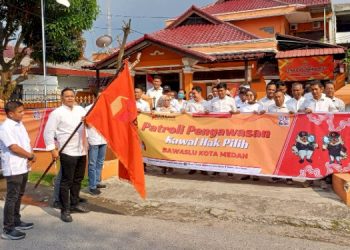 Apel launching posko dan kawal hak pilih di Kantor Bawaslu Kota Medan, Jalan Sei Bahorok Medan, Rabu (26/6).